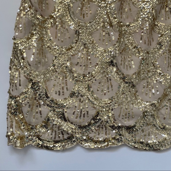 Tobi Gold Sequin Scallop Mini Skirt - Picture 3 of 10